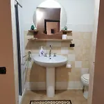 B&B 